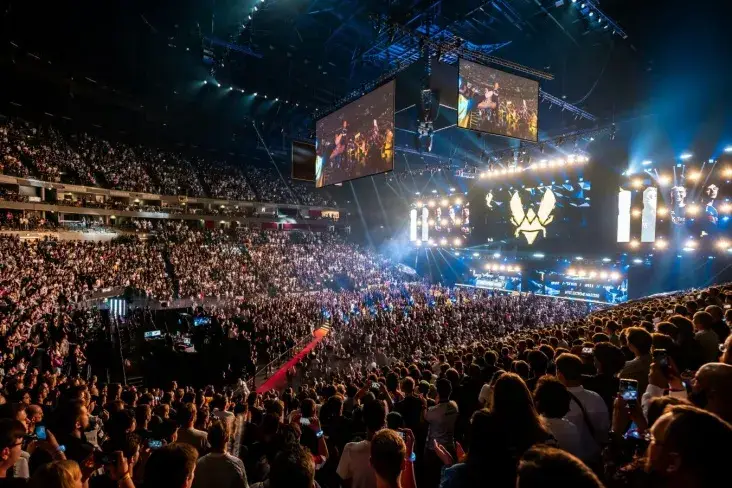 मानचित्र और रणनीति: CS:GO टूर्नामेंट कैसे जीतें?