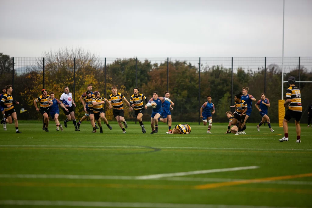 कॉलेज स्पोर्ट्स लीग कैसे काम करती है